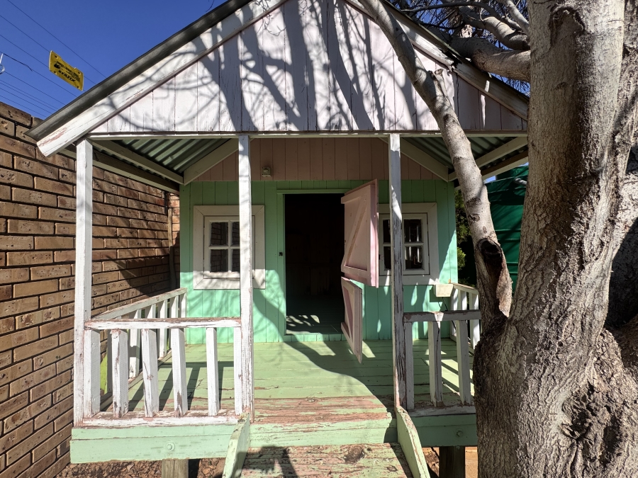 4 Bedroom Property for Sale in Wilkoppies North West